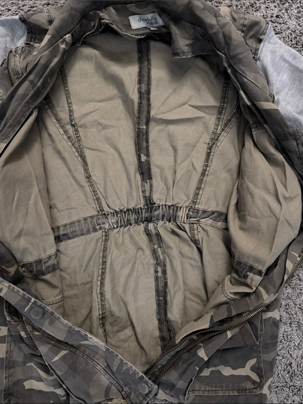 Charlotte Russe Camo Utility Jacket with Light Gray Knit Sleeves - Picture 6 of 8